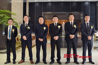 Q房網(wǎng)深圳東交易簽約中心正式揭牌，開啟房地產(chǎn)經(jīng)紀(jì)服務(wù)新篇章